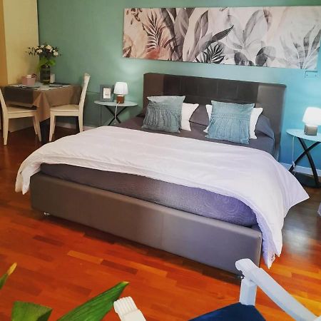 Centro Storico Suites 지오비나조 외부 사진