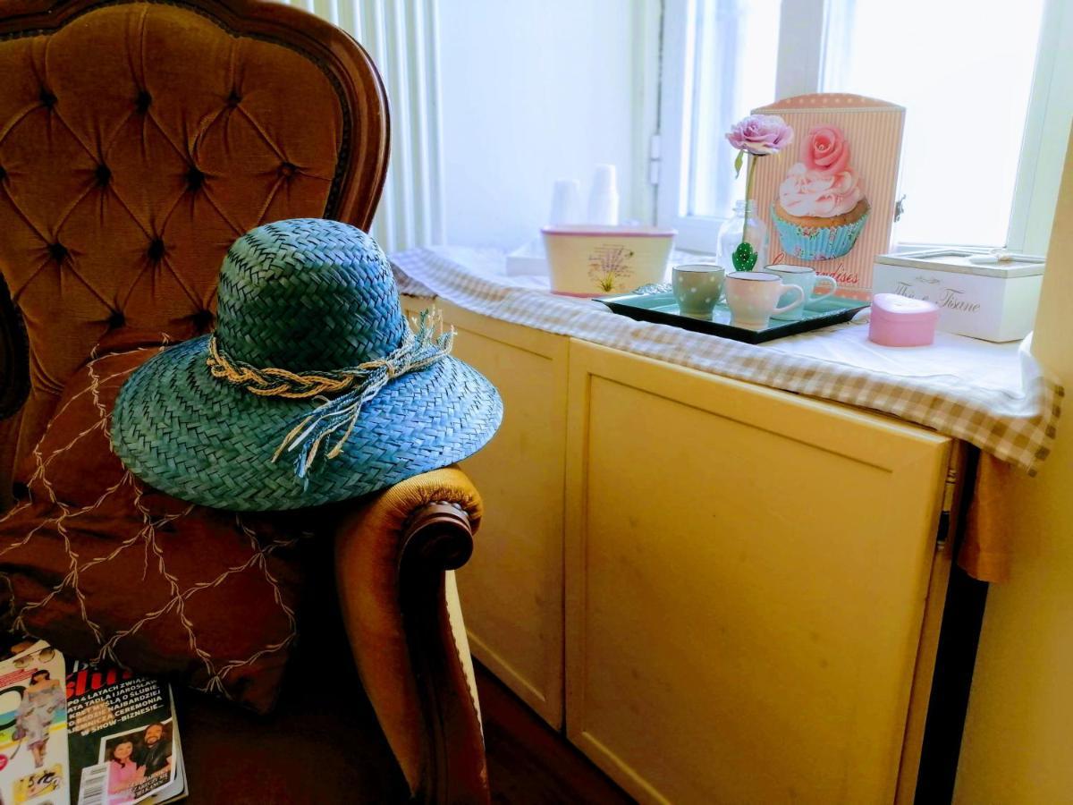 Centro Storico Suites 지오비나조 외부 사진