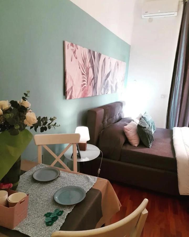 Centro Storico Suites 지오비나조 외부 사진