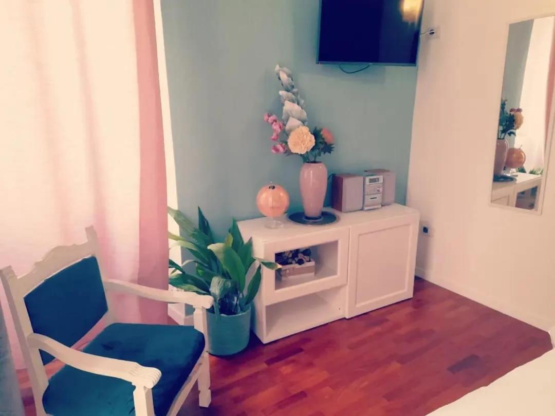 Centro Storico Suites 지오비나조 외부 사진