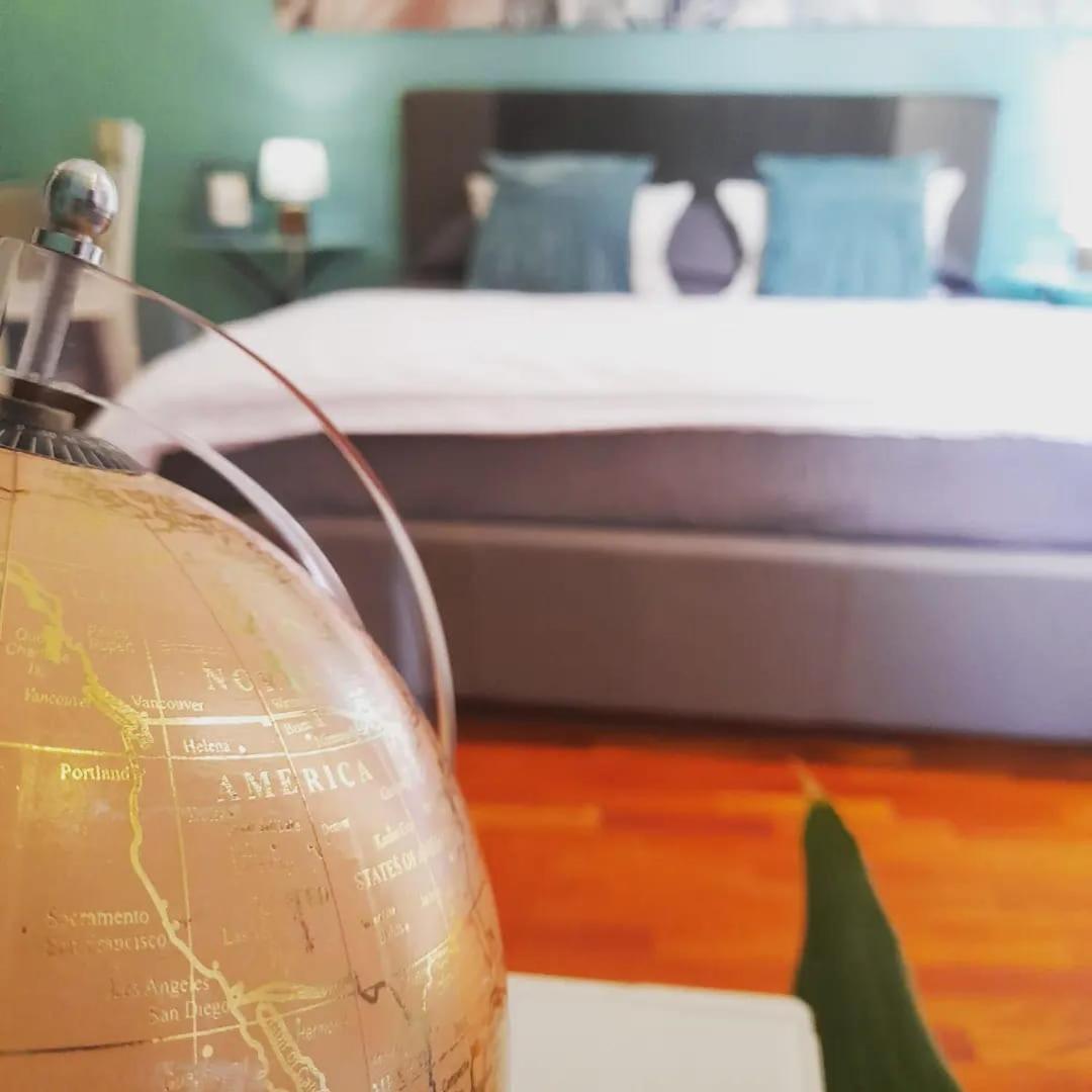 Centro Storico Suites 지오비나조 객실 사진